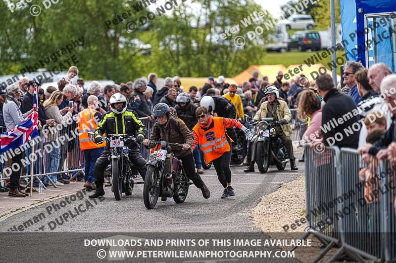 Vintage motorcycle club;eventdigitalimages;no limits trackdays;peter wileman photography;vintage motocycles;vmcc banbury run photographs